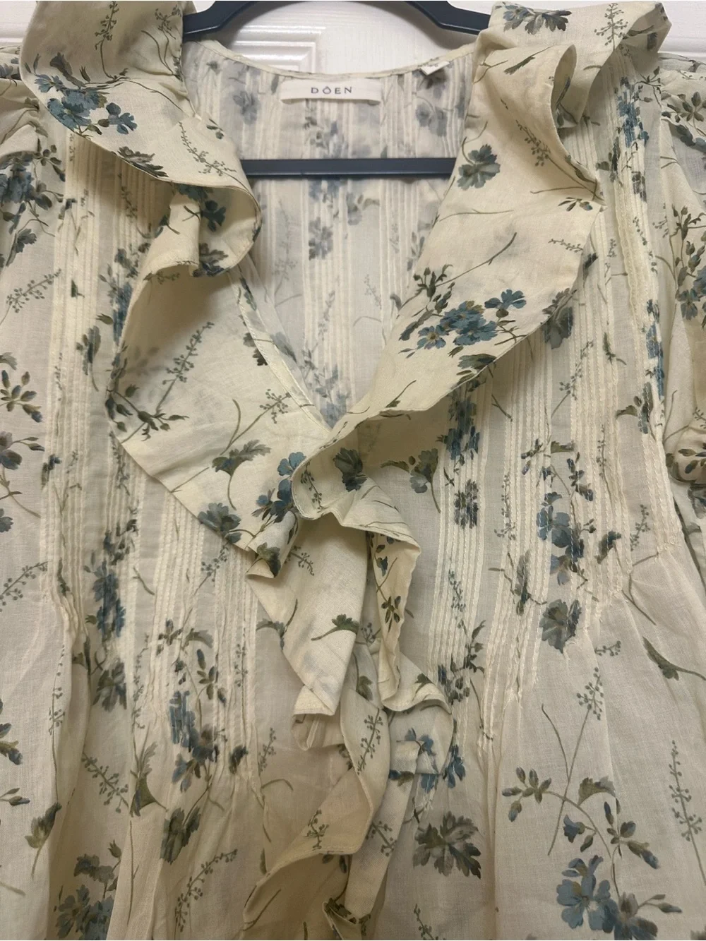 Doen Cream Floral Ruffle Blouse with Blue & Green Accents
